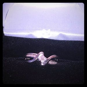 10K White Gold 1/6CTW diamond engagement